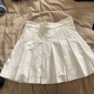 Aritzia Sunday best pleated mini skirt white